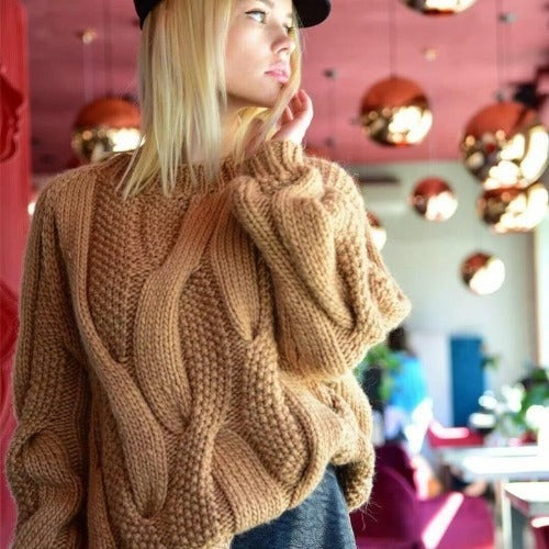 Pullover solid color twist sweater