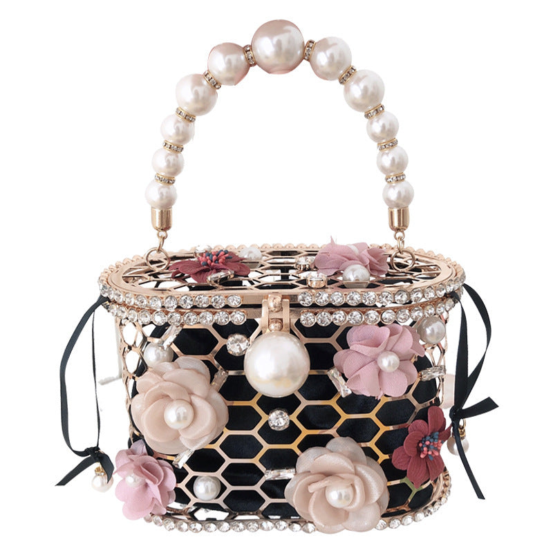 Pearl flower handbag