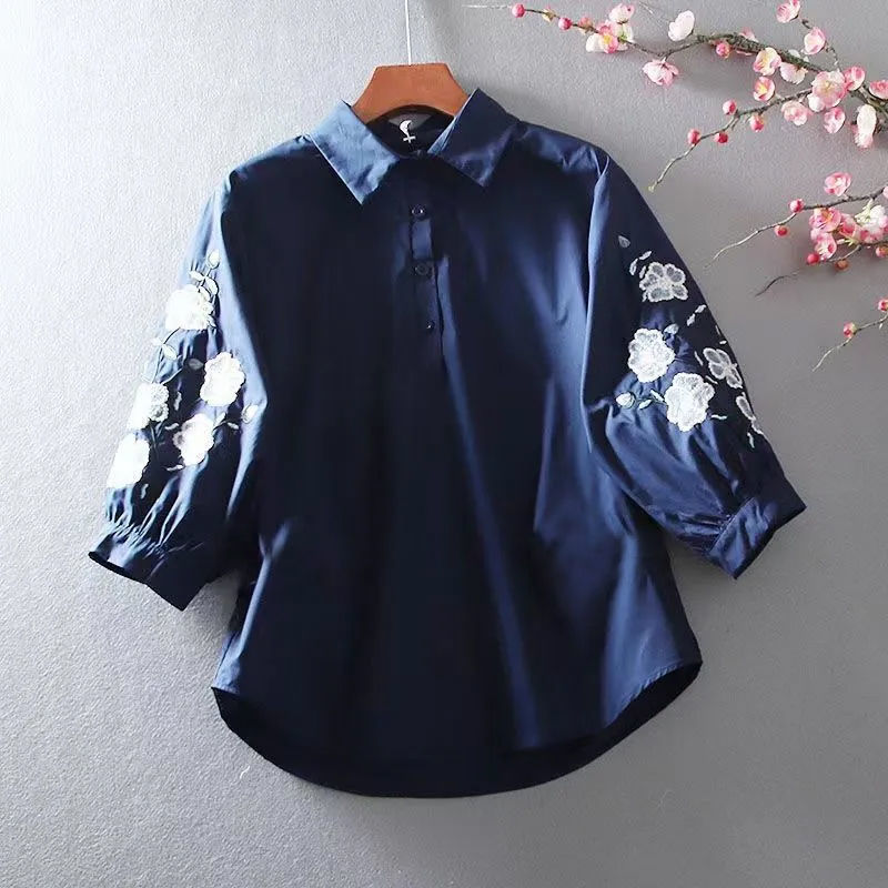 Vintage Lantern Sleeve Embroidery Loose Shirt