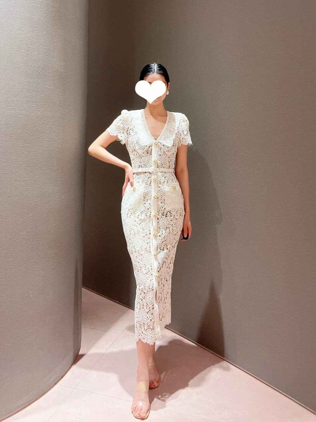 Elegant Short Sleeve Lapel Refined Handmade Lace Waist Dress