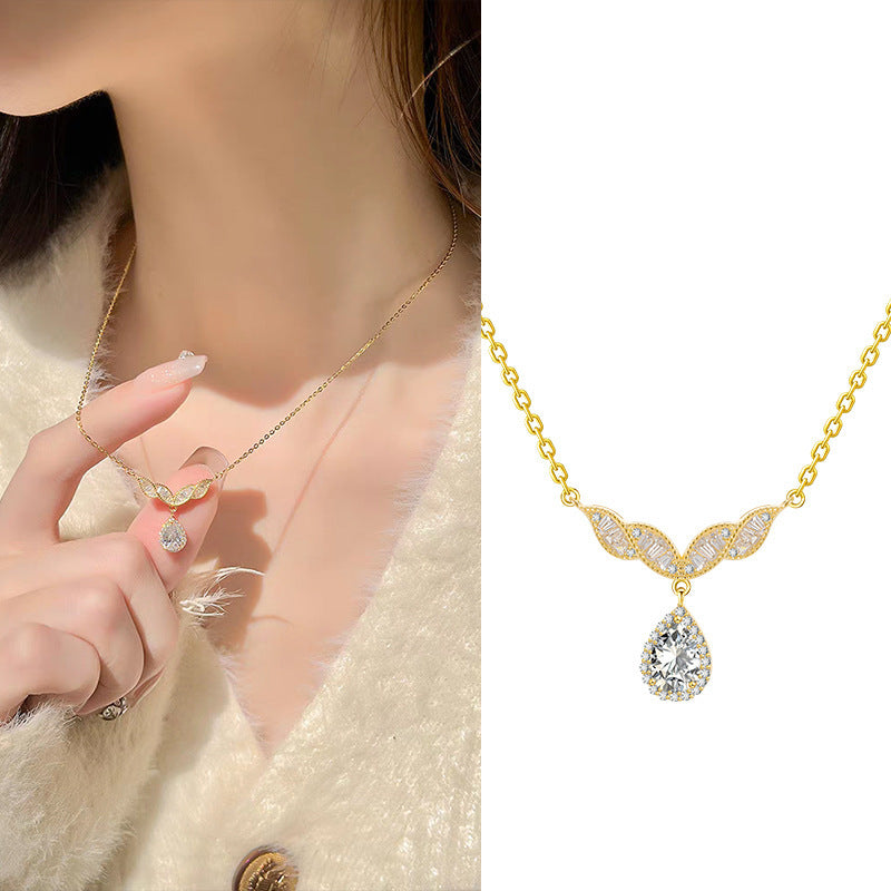 Light Luxury Fishtail Pendant Necklace For Women