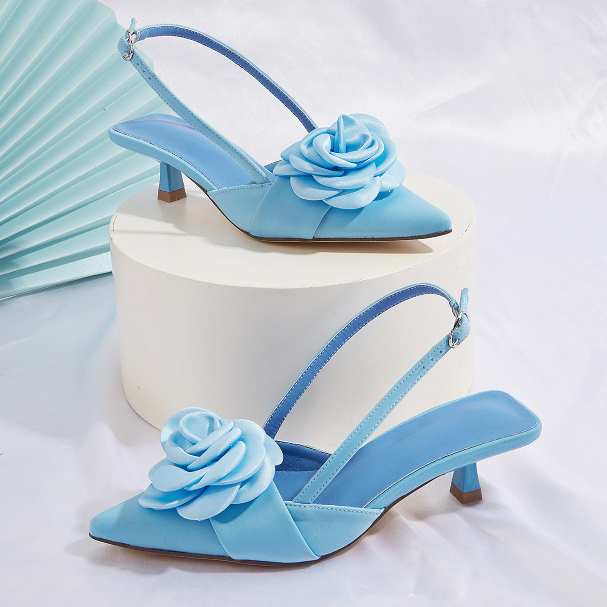 Three-dimensional Flower Women's Elegant Shoes