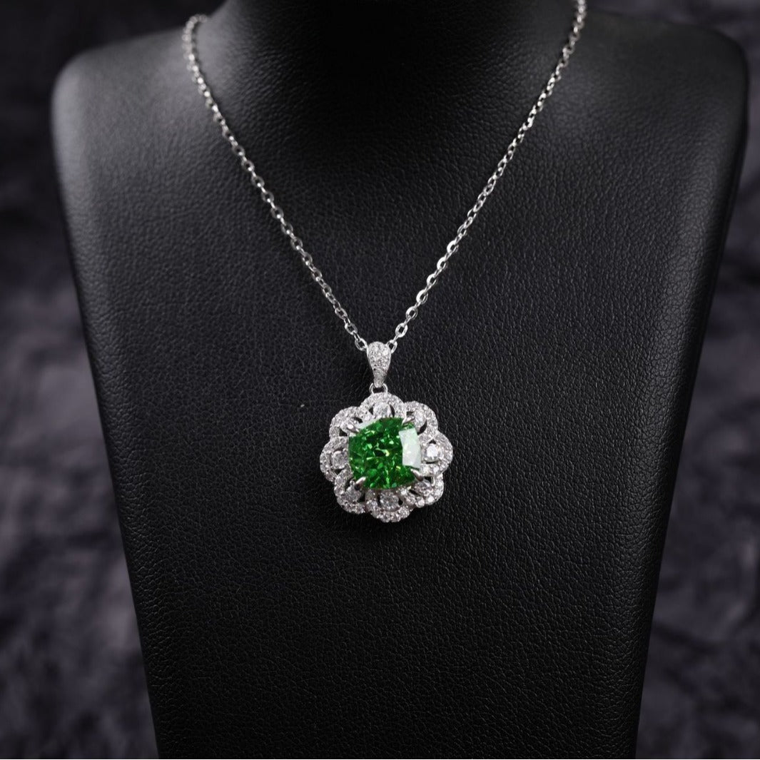 S925 Emerald Pendant Light Luxury High-grade Necklace