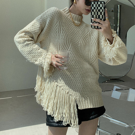 Women's Round Neck Tassel Pullover Sweater