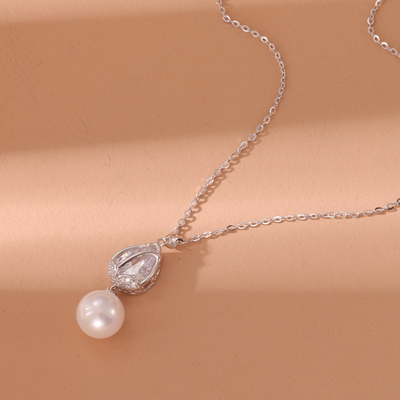 Non-fading Women's Drop-shaped Simple Atmospheric Inlaid Zircon Pearl Pendant Necklace